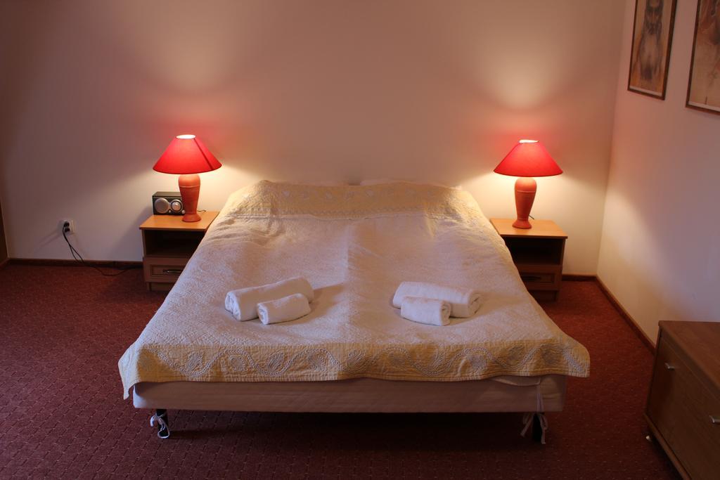 Apartament Stara Kamienica คัทเซิร์น ภายนอก รูปภาพ