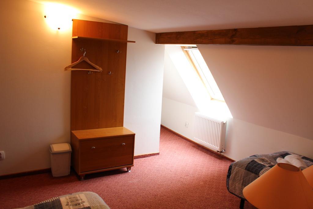 Apartament Stara Kamienica คัทเซิร์น ภายนอก รูปภาพ
